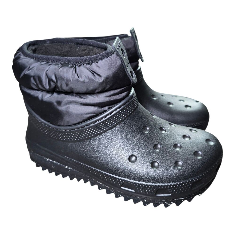 Crocs Classic Lined Neo Puff Boot Womens Size 4 Black Ankle Snow Winter